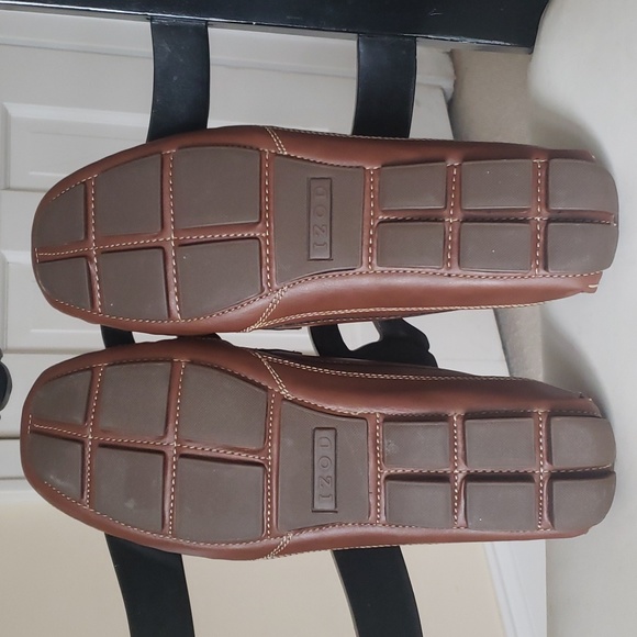 Izod Burney Slip On Shoes Loafers
Driving Mocs - Picture 5 of 8